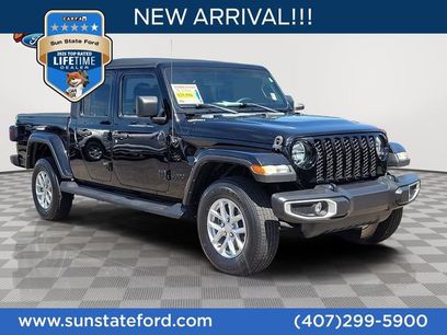 Used 2023 Jeep Gladiator Sport