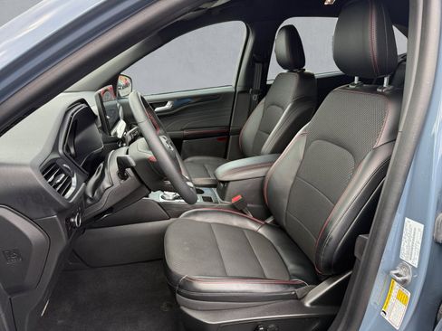 Certified 2023 Ford Escape ST-Line w/ Tech Pack #1 image 11