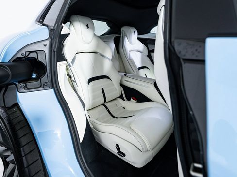 Used 2025 Ferrari Purosangue image 20