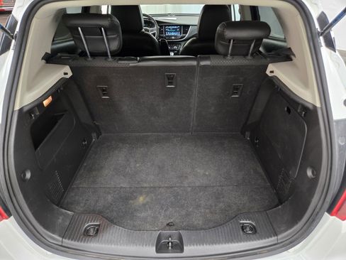 Used 2021 Buick Encore Preferred w/ Safety Package AWD/4WD image 10