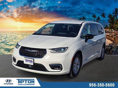 Used 2024 Chrysler Pacifica Touring-L