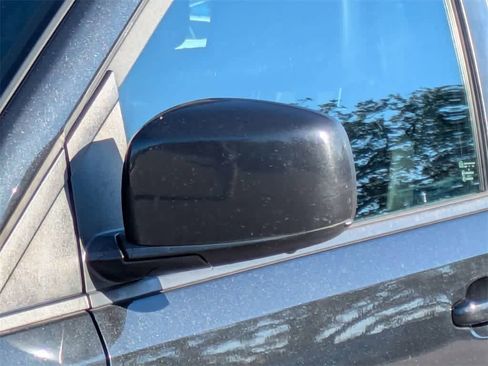 Used 2015 Dodge Grand Caravan SXT image 11