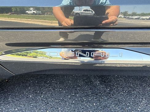 Certified 2022 GMC Terrain Denali w/ Denali Premium Package image 33