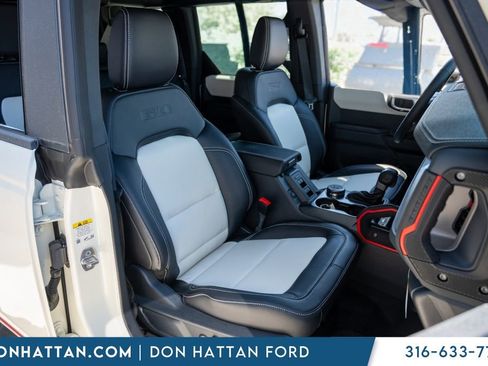 New 2026 Ford Bronco Outer Banks w/ Sasquatch Package AWD/4WD image 23
