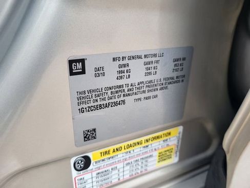 Used 2010 Chevrolet Malibu LT w/ Power Convenience Package image 28