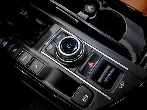 Used 2022 Maserati Levante GT image 35