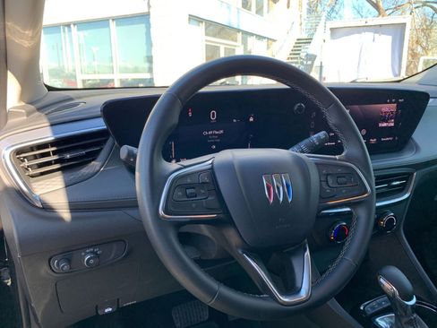 Used 2025 Buick Encore GX Preferred image 33