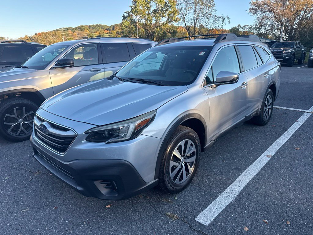 Used 2020 Subaru Outback Premium w/ Popular Package #1 AWD/4WD image 2