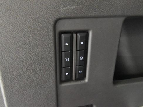 Used 2022 Lincoln Navigator Reserve image 38