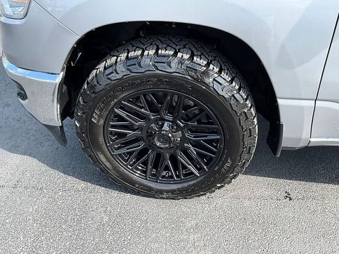 Used 2023 RAM 1500 Big Horn AWD/4WD image 10