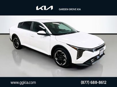 Certified 2025 Kia K4 EX
