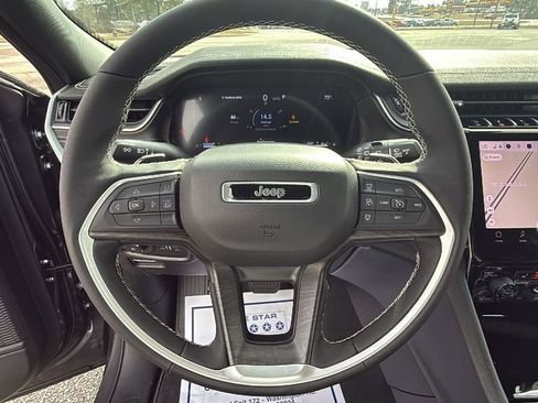 New 2025 Jeep Grand Cherokee L Limited w/ Trailer Tow Package image 22