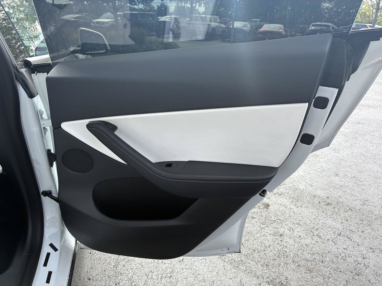 Used 2021 Tesla Model Y Long Range AWD/4WD image 10