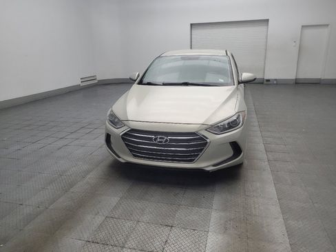 Used 2018 Hyundai Elantra SEL FWD image 15