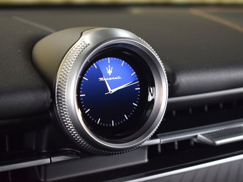 New 2025 Maserati Grecale Folgore image 34