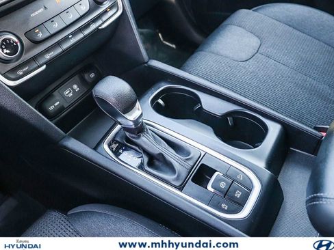 Used 2019 Hyundai Santa Fe SE AWD/4WD image 21