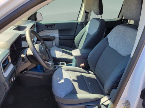 New 2026 Ford Maverick XLT image 10