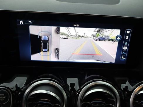 New 2025 Mercedes-Benz GLA 250 image 11