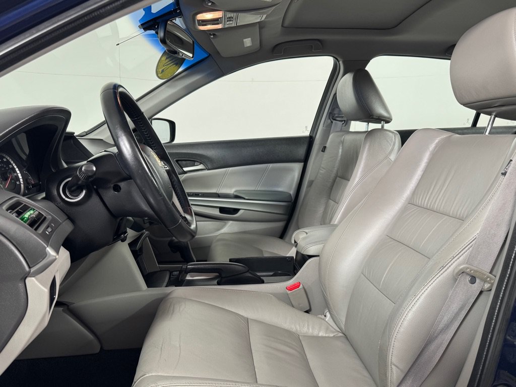 Used 2010 Honda Accord EX-L image 11