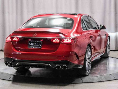 Used 2025 Mercedes-Benz E 53 AMG e 4MATIC Sedan image 4