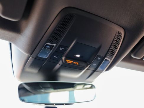 Certified 2025 Porsche Taycan image 21