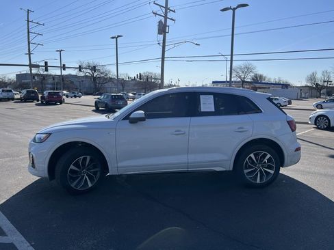 Used 2023 Audi Q5 2.0T Premium Plus w/ Premium Plus Package image 3