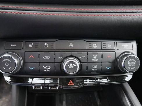 Used 2025 Dodge Durango R/T AWD/4WD image 26