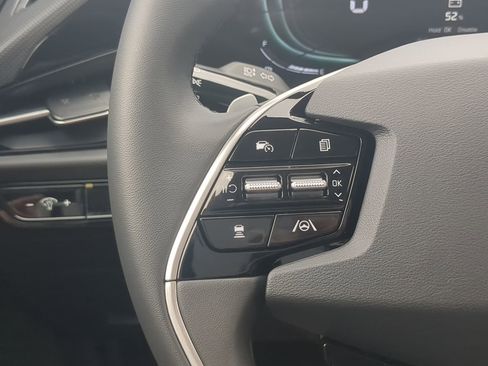 New 2025 Kia Niro EX image 22