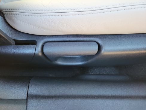 Used 2015 Honda Civic EX-L image 9