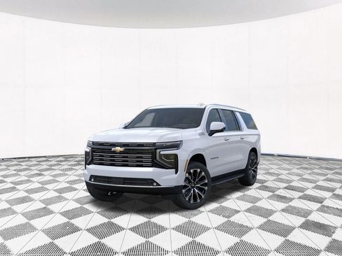 New 2026 Chevrolet Suburban High Country image 2