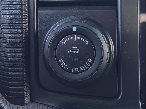 Used 2024 Ford F150 Platinum w/ Equipment Group 702A High image 15