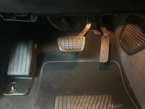 Used 2014 GMC Acadia Denali FWD image 28