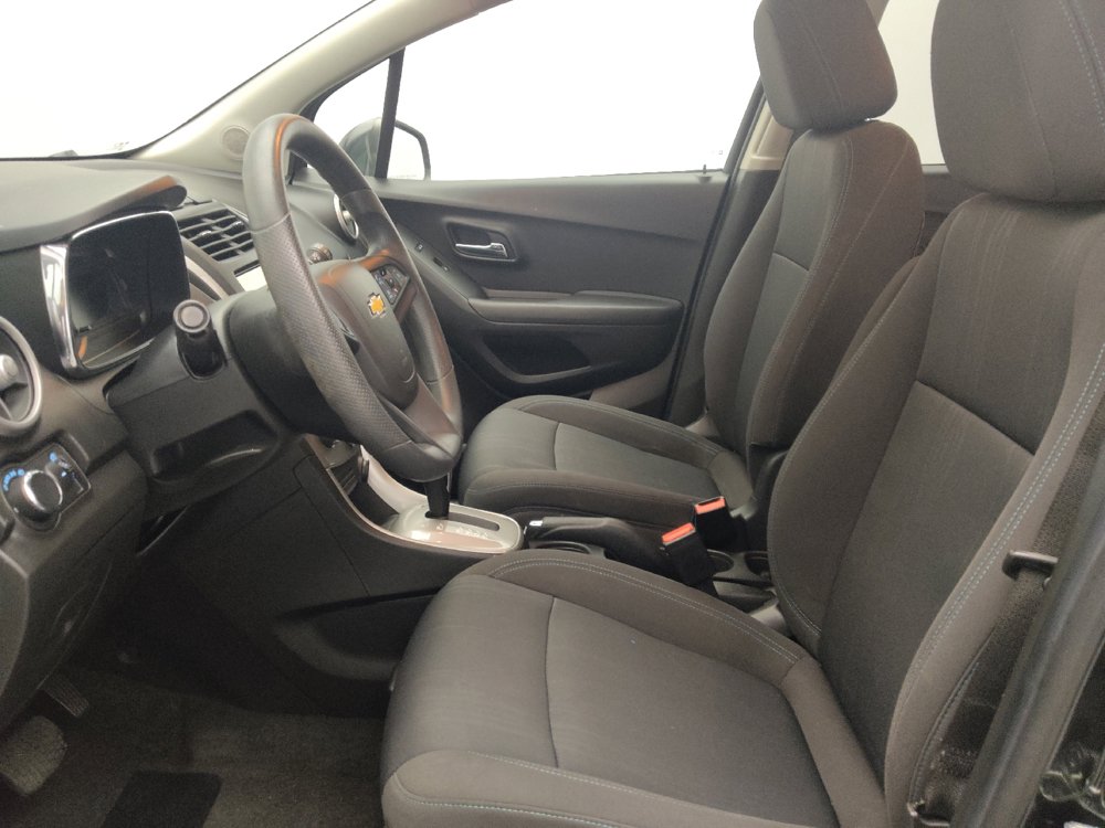 Used 2016 Chevrolet Trax LT FWD image 17