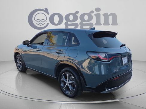 Certified 2023 Honda HR-V EX-L image 3