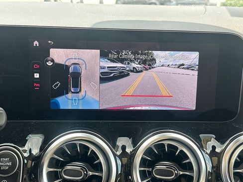 Used 2026 Mercedes-Benz GLA 250 4MATIC image 32
