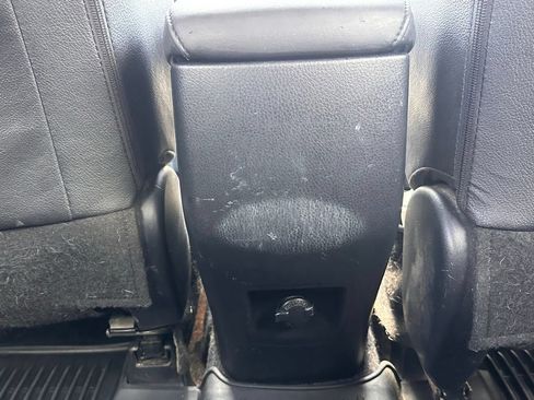 Used 2018 Toyota RAV4 SE w/ Power Extra Value Package AWD/4WD image 40