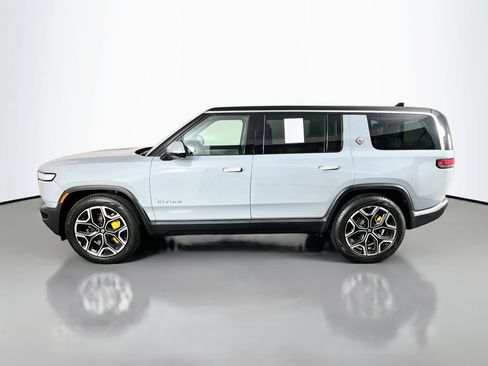Used 2024 Rivian R1S Adventure Quad AWD/4WD image 5