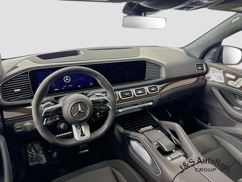 Used 2024 Mercedes-Benz GLS 63 AMG 4MATIC image 30