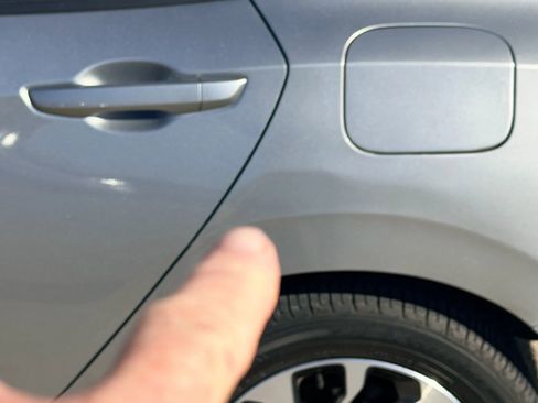 Used 2016 Honda Civic EX image 8