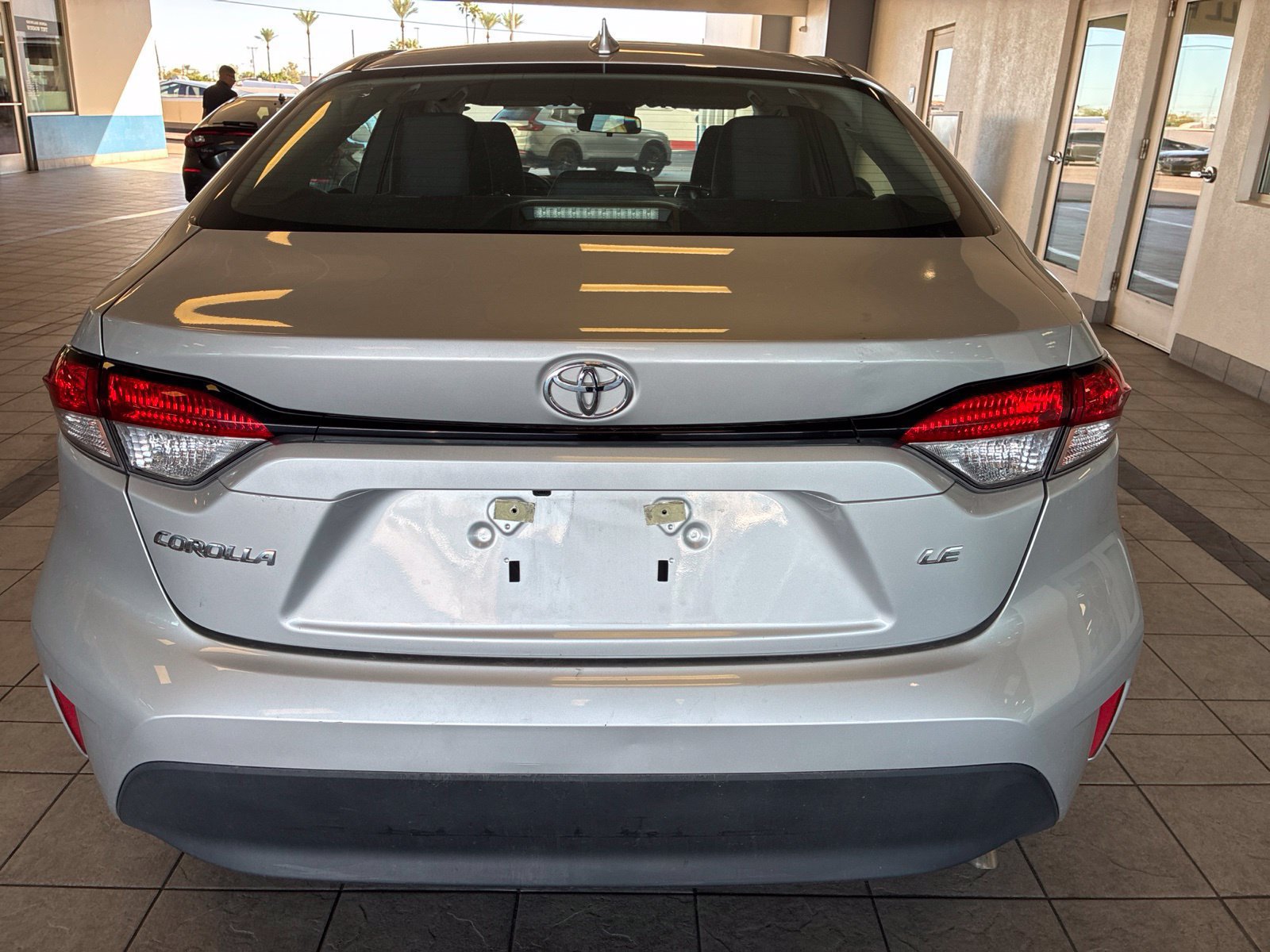 Used 2025 Toyota Corolla LE FWD image 5