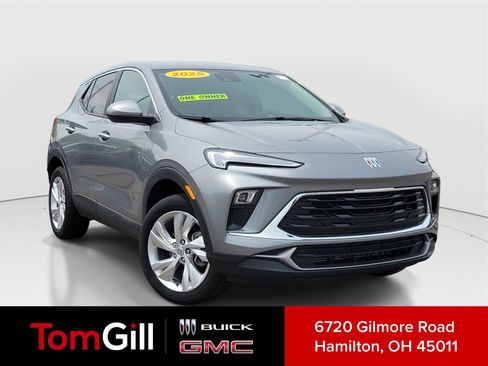 Used 2025 Buick Encore GX Preferred AWD/4WD image 1