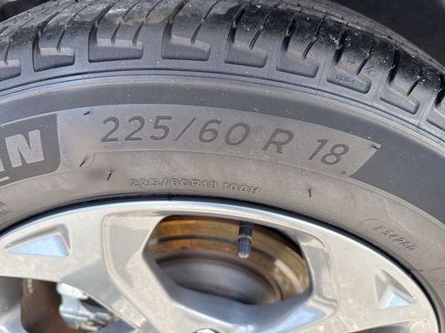 Used 2024 Ford Escape ST-Line image 29