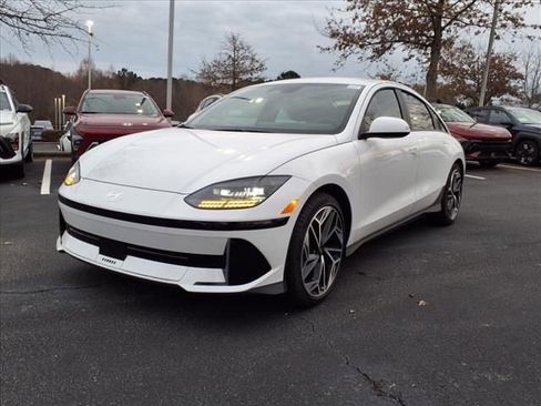 New 2024 Hyundai Ioniq 6 SEL image 17