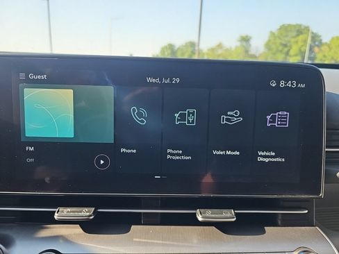Certified 2024 Hyundai Kona SEL AWD/4WD image 18