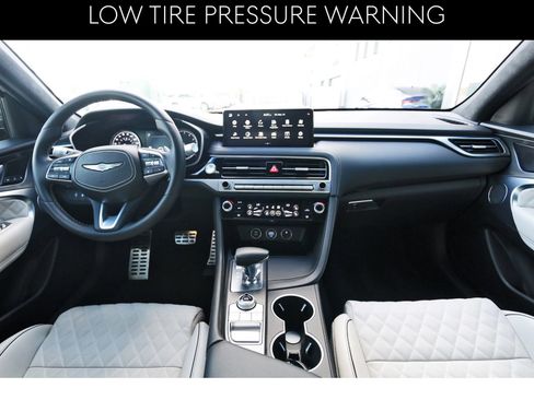 Used 2025 Genesis G70 3.3T Advanced w/ Sport Prestige Package image 11