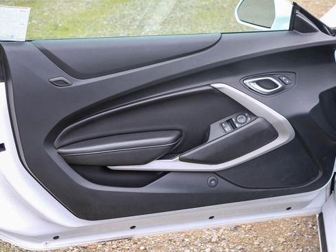 Used 2019 Chevrolet Camaro LT image 25