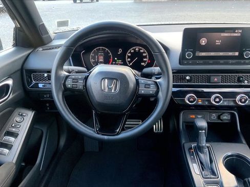 Used 2024 Honda Civic Sport image 4