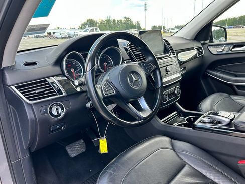 Used 2018 Mercedes-Benz GLS 550 4MATIC image 9
