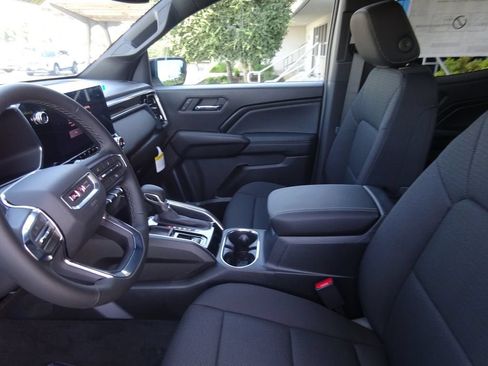New 2026 GMC Canyon Elevation w/ Convenience Package RWD image 13