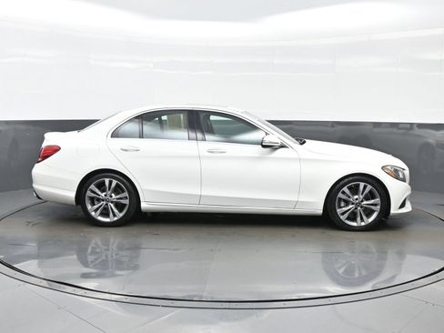 Used 2018 Mercedes-Benz C 300 Sedan w/ Premium Package image 10
